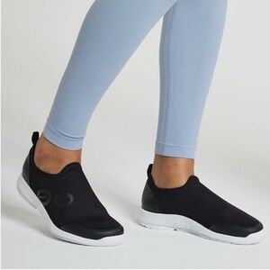 Oofos Oomg Sport Women Size 7.5 Black Slip On Recovery Comfort Loafers Shoes NEW